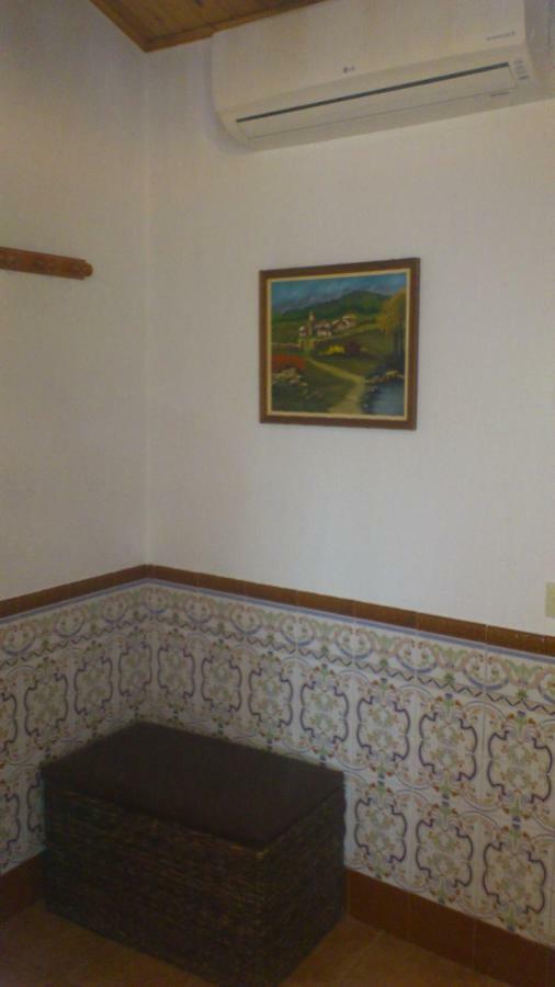 Гостевой дом Casa Laura Дельтебре Экстерьер фото