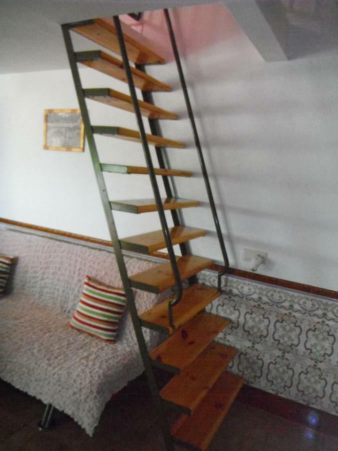 Гостевой дом Casa Laura Дельтебре Экстерьер фото